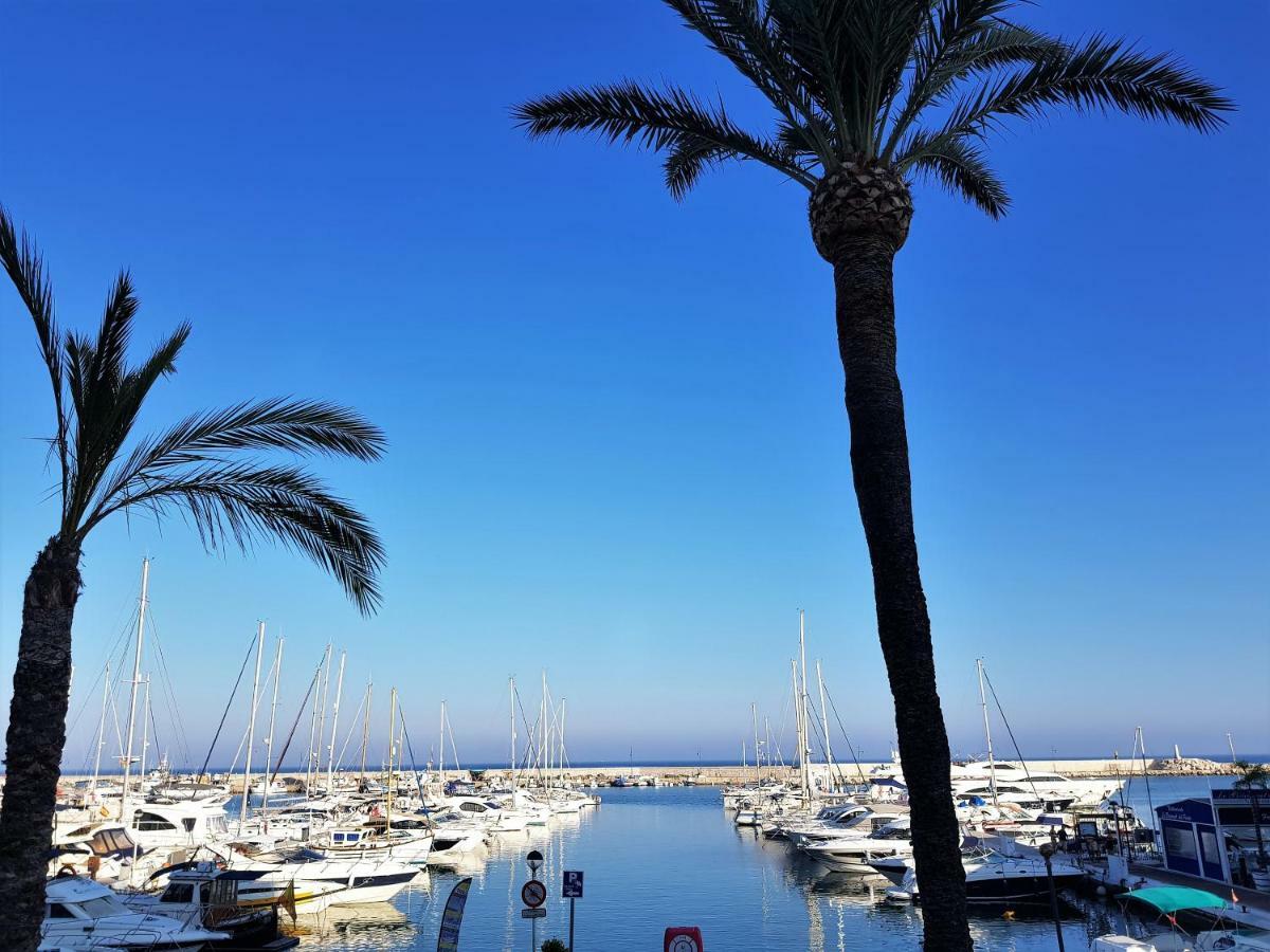 Estepona Seafront Apartment Eksteriør billede